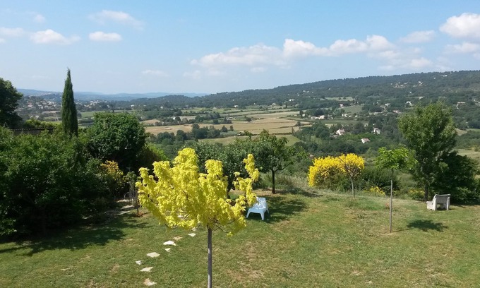 Manosque House | Contemporary Provencal house