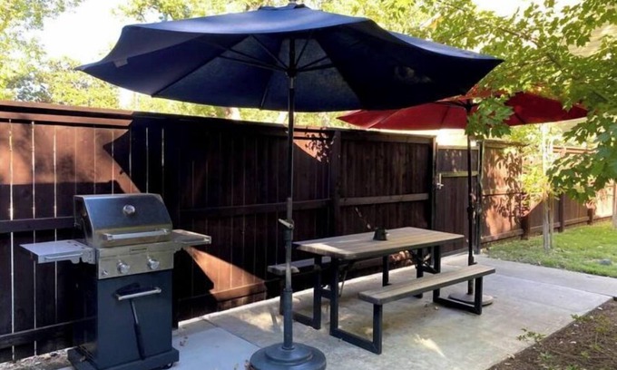 Chico Apartment | Contemporary Suite in the Heart of Downtown Chico