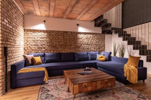 Weissensee Apartment | COOLEST Apartment in Berlin, easy Check-in, cozy, near city center - 4 room maisonette #1