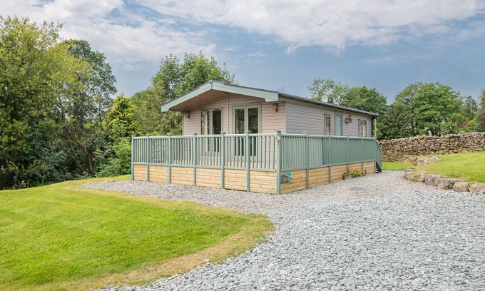 Windermere Cabin | Copse Lodge - a holiday lodge that sleeps 2 with an en-suite
