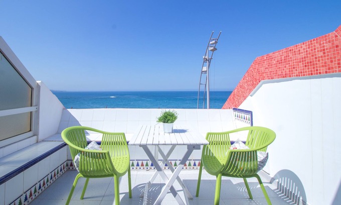 Las Palmas de Gran Canaria Ski Chalet | Corner Las Canteras Beach by Canariasgetaway