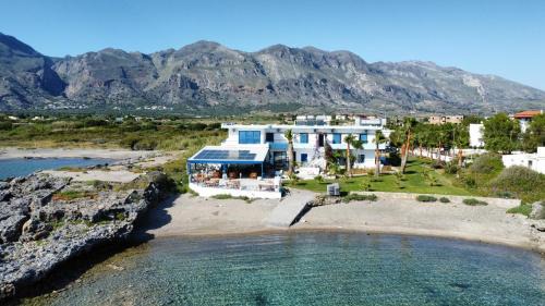 Fragkokastello House | Coral