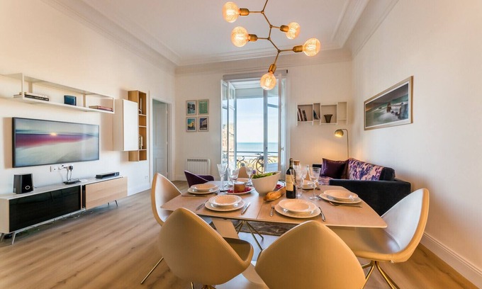 Biarritz Apartment | CORAL KEYWEEK Apt in city center closed to the beach, private garage