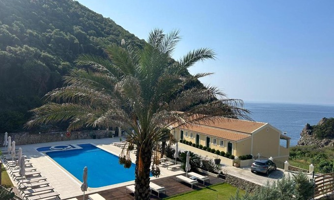 Paleokastritsa Hotel | Corfu valley view