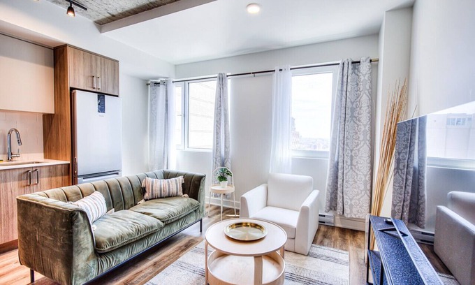 Shaughnessy Village Apartment | Corporate /business stay in MTL