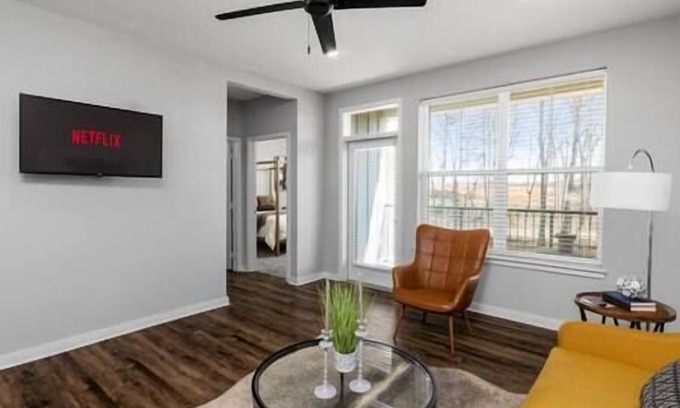 Madison Apartment | Corporate Oasis-discounts for long stays!