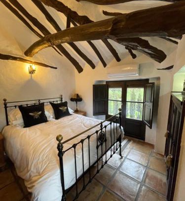 Villanueva del Rosario Bed & Breakfast | Cortijo La Serena