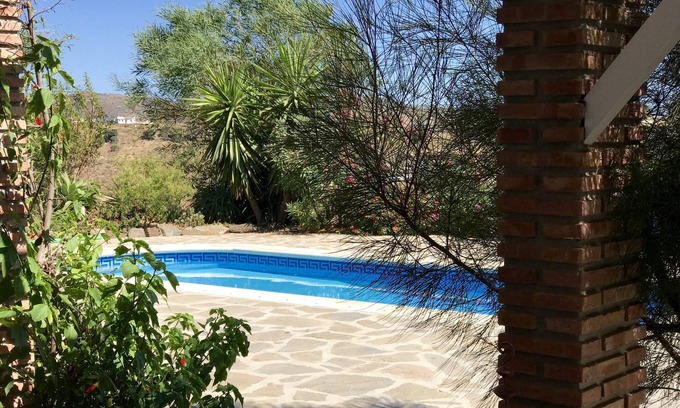 Sedella Hotel | Cortijo La Madrugada, spacious house with pool and views of the valley