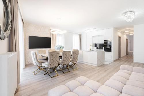 Corvin negyed Apartment | Corvin 5 Stars Luxury Apartment with Free Parking