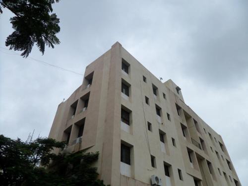 Viman Nagar Apartment | Cosmos Luxury Vimannagar