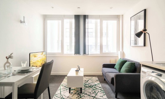 Preston Apartment | Cosy 1 BED in Central Preston