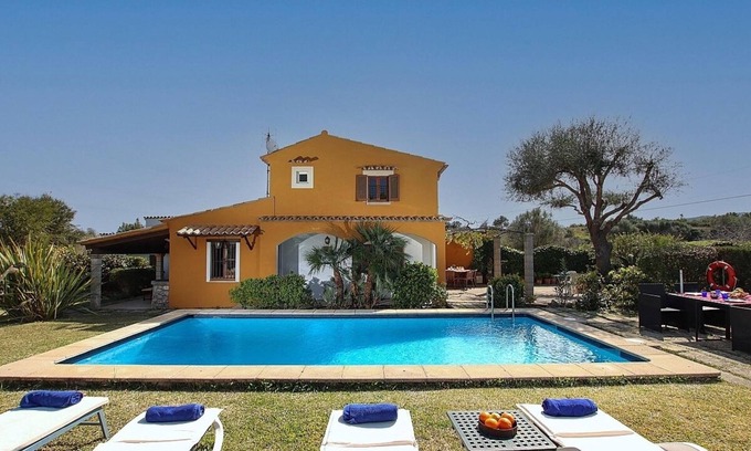Pollensa Villa | Cosy 2 Bedroom Villa, A/C, Private Pool, Mountain Views between Pollensa & Alcudia, Beaches & Golf!