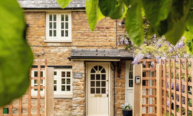 Kingham House | Cosy 2BD Cottage Near Daylesford