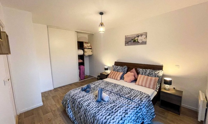 Bussy-Saint-Georges Apartment | Cosy apartment 5 minutes from Disneyland Paris - Ideal for families and couples