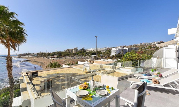 San Agustin Apartment | Cosy apartment for 6 people with WIFI, A/C, TV, terrace and pets allowed