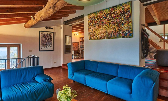 Caprino Veronese House | Cosy apartment in villa for 6 people with WIFI, TV, patio and parking
