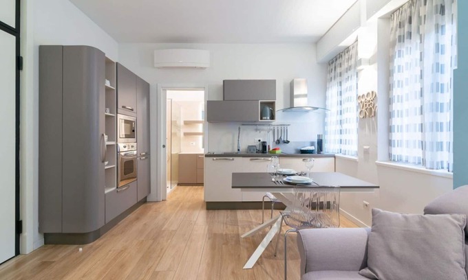 Pavia Apartment | Cosy apartment for 2 guests with WIFI, A/C, TV and panoramic view