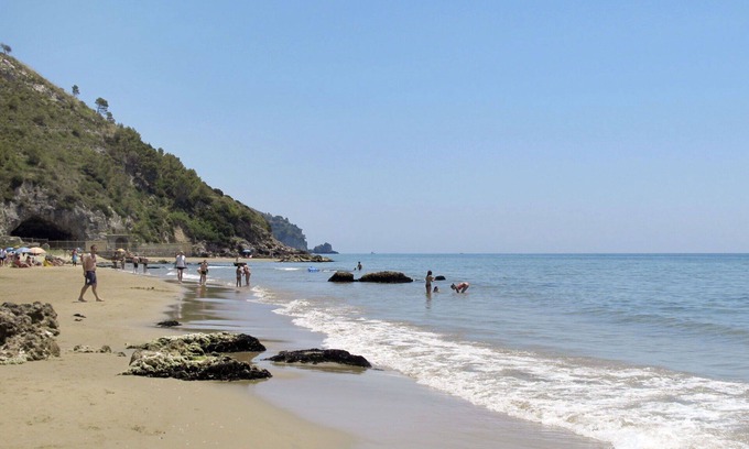 Sperlonga Apartment | Cosy apartment for 3 guests with WIFI, A/C, pool, TV, terrace and pets allowed