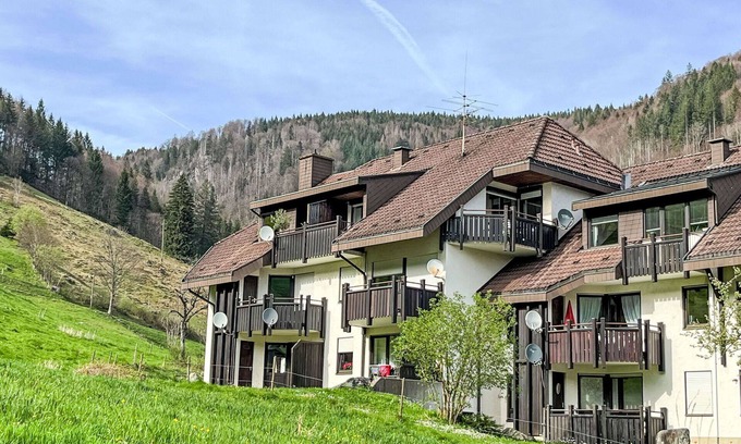 Aftersteg Apartment | Cosy apartment for 4 people with WIFI, TV, balcony and parking