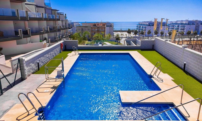 Los Llanos Apartment | Cosy apartment for 4 people with A/C, WIFI, pool, TV and patio