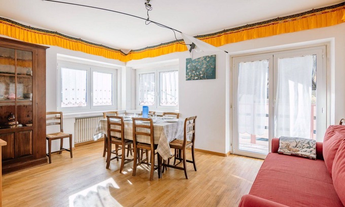Canazei Apartment | Cosy apartment for 6 guests with WIFI, TV and balcony