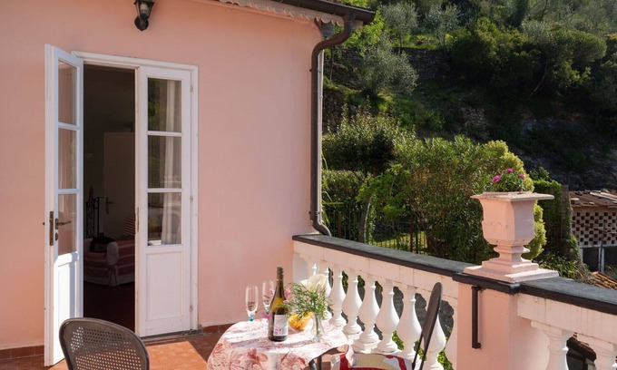 Prela Apartment | Cosy apartment for 6 people with TV, patio and pets allowed