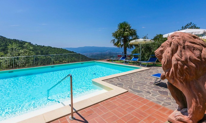Bivio Pozzo Apartment | Cosy apartment for 7 guests with pool, WIFI, TV and panoramic view