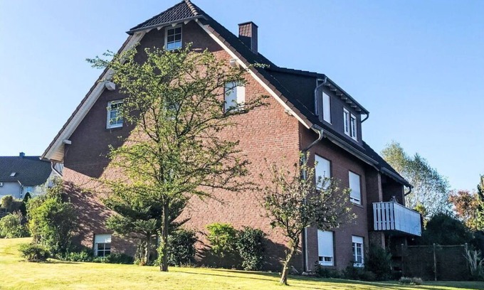 Bodenwerder Apartment | Cosy apartment for 4 people with WIFI, TV, balcony, panoramic view and parking
