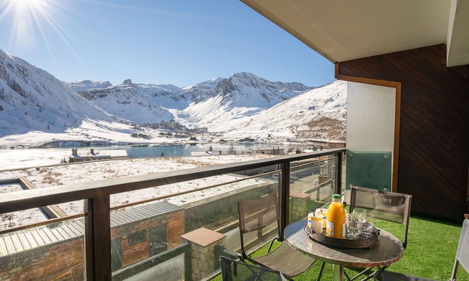 Tignes Apartment | Cosy apartment for 5 guests with WIFI, TV and terrace