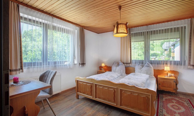 Todtmoos Apartment | Cosy Apartment in a Spa Town in the Southern Black Forest with Mountain View, Garden & Wi-Fi