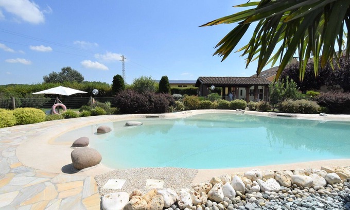 Ariano nel Polesine House | Cosy apartment in villa for 4 people with pool, WIFI, A/C, TV and patio