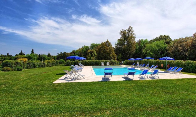 Montaione Villa | Cosy apartment in villa with pool, A/C, WIFI, TV, veranda and panoramic view, close to San Gimig.