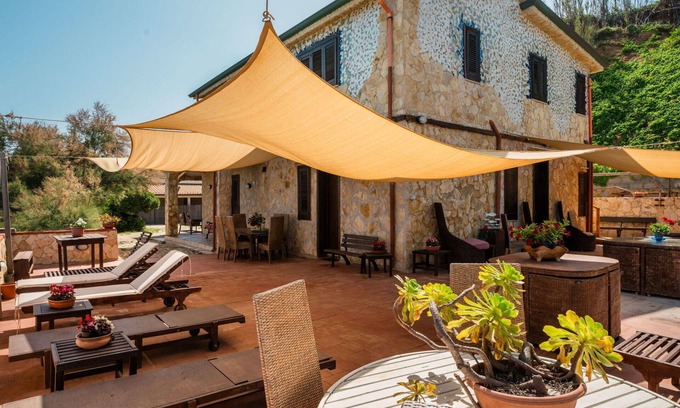 Trappeto Apartment | Cosy apartment for 4 people with WIFI, TV and parking