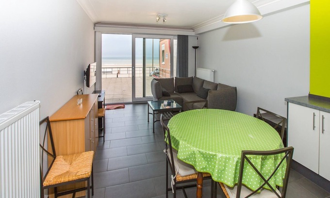 Middelkerke Apartment | Cosy apartment near the beach