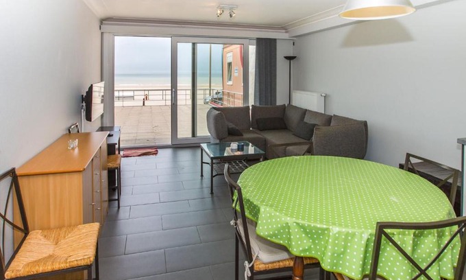 Middelkerke Apartment | Cosy apartment near the beach