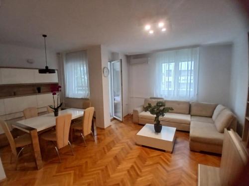 Banovo brdo Apartment | Cosy&Beatiful