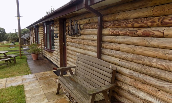 Watermouth Cabin | Cosy Cabin Retreat in Ilfracombe, North Devon
