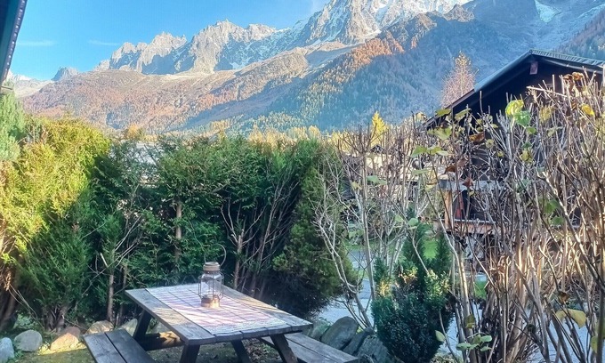 Les Houches Ski Chalet | Cosy Chalet 3 rooms, Garden, Terrace, Parking. Cha