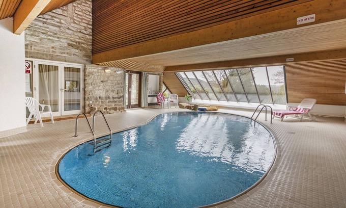 Rowsley Cottage | Cosy Cottage with all year indoor pool, set in 9 acres of garden, amazing views