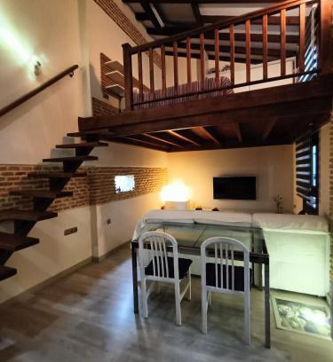 San Julian House | COSY DOUBLE ROOM + PRIVATE BATHROOM SEVILLA CENTER