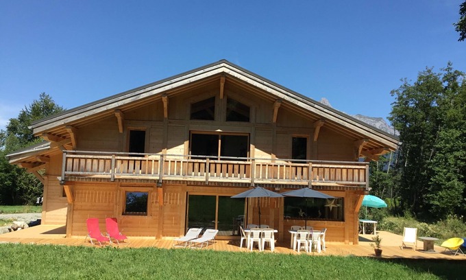 Sallanches Ski Chalet | Cosy family chalet