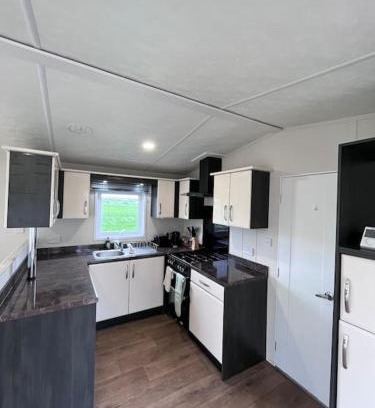 Thirsk House | Cosy family farm static caravan