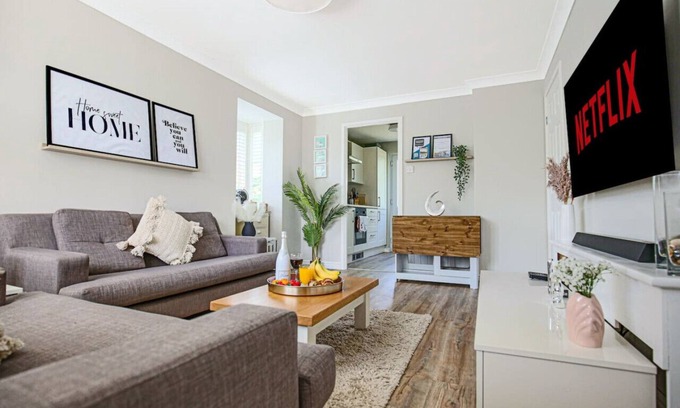 Milton Keynes House | 🌟Cosy House - Parking, Garden & Fast Wifi 🌟