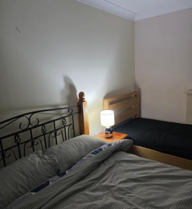 Colchester House | Cosy in Colchester x5