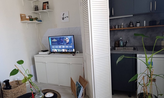 Montmartre Apartment | Cosy modern cocoon at the foot of Montmartre