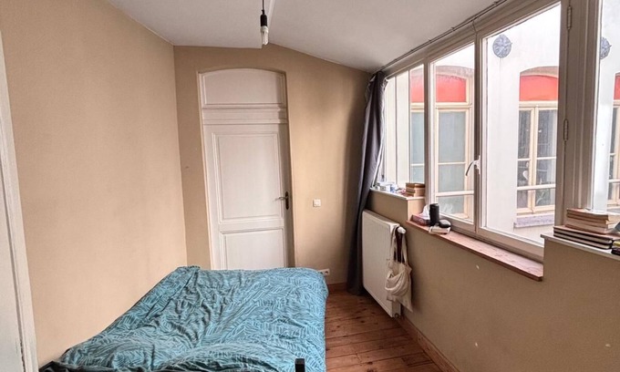 Quartier de la Cathedrale Apartment | Cosy room downtown