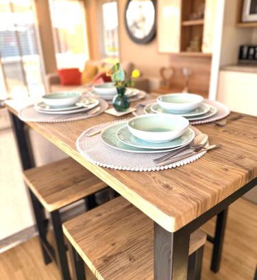 Tattershall House | Cosy Shearwater Escape