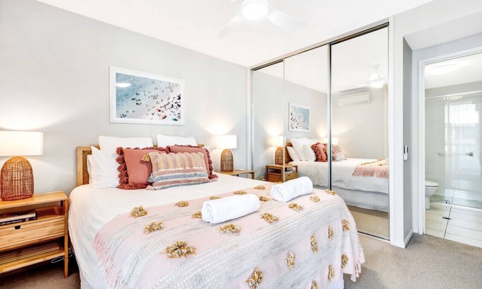 Caloundra Apartment | Cosy styled Apt w pool and spa