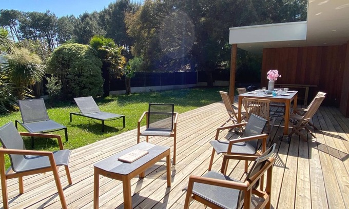 Mimizan House | Côté Pins, spacious villa 10 minutes' walk from supervised beaches.