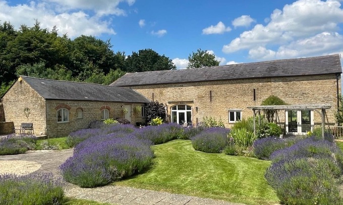 Whichford House | Cotswold Country Estate - stunning gardens and countryside views.